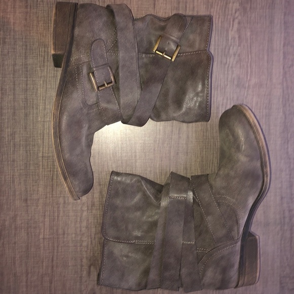 Booties - Picture 2 of 4